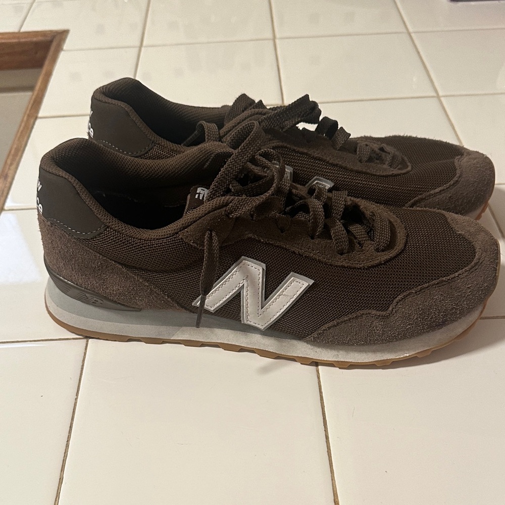 New Balance Men's Dark Brown Sneakers